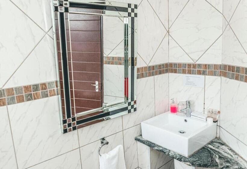 פנסיון Khutso Boutique