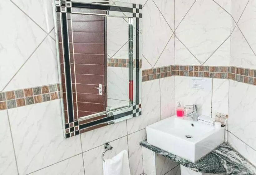 Majatalo Khutso Boutique