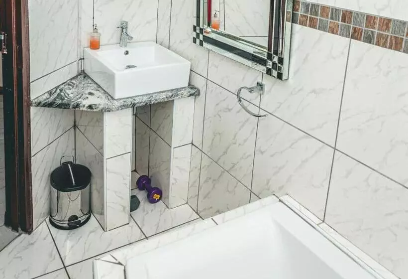 Majatalo Khutso Boutique