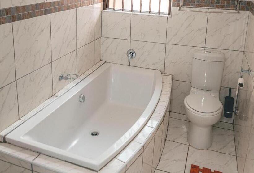 פנסיון Khutso Boutique