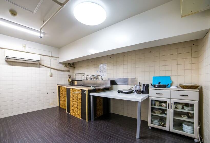 Pansiyon Merry Gate Osaka   Hostel