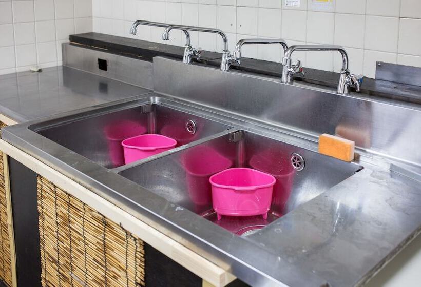 Pansiyon Merry Gate Osaka   Hostel