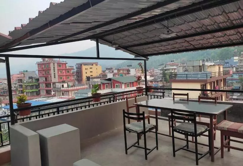 پانسیون Harry Guest House & Restaurant