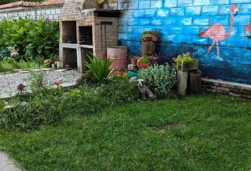ペンション Hostel El Refugio De Las Aves