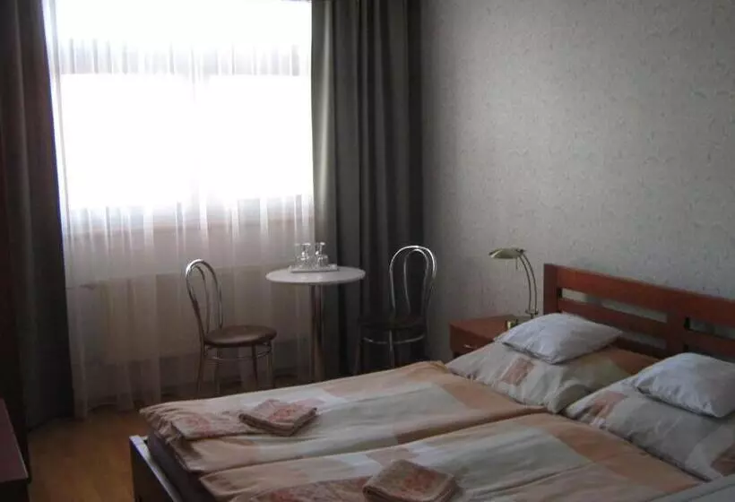 Majatalo Penzion U Radnice