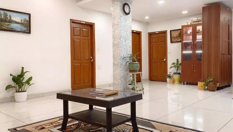 Majatalo Sugamya Corner Guesthouse