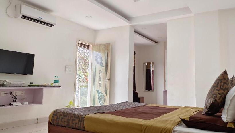 پانسیون Sugamya Corner Guesthouse