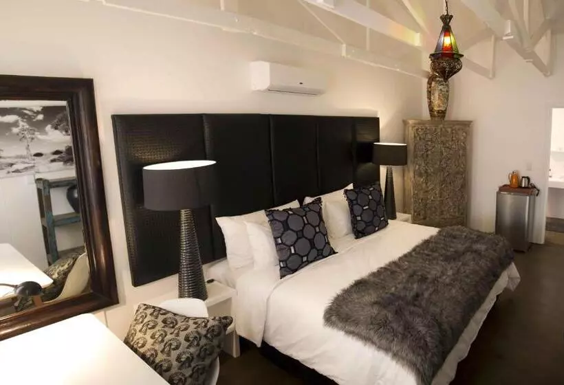 پانسیون The Rez Guesthouse