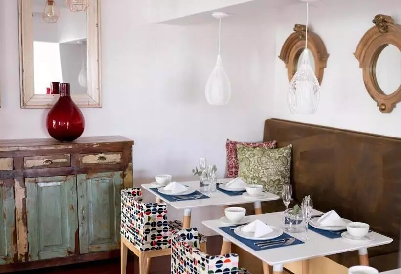 پانسیون The Rez Guesthouse