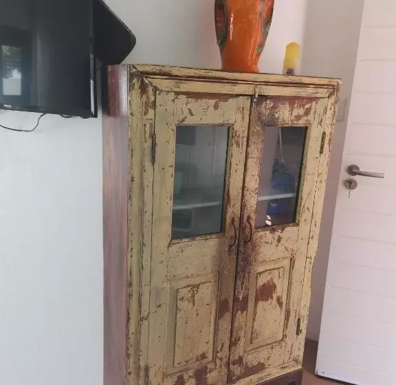 پانسیون The Rez Guesthouse