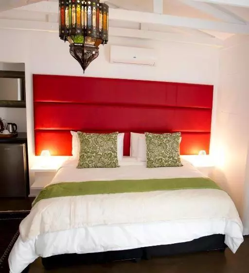 پانسیون The Rez Guesthouse