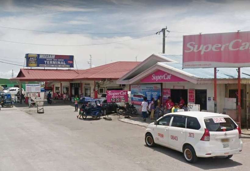 Hostel Mahogany Tourist Inn