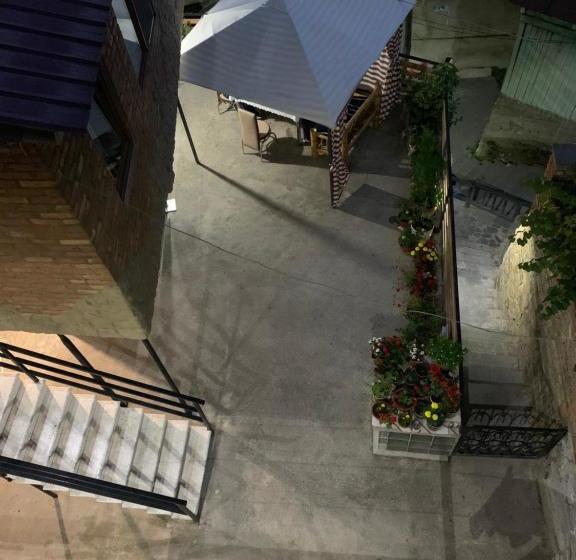 پانسیون Tamarioni