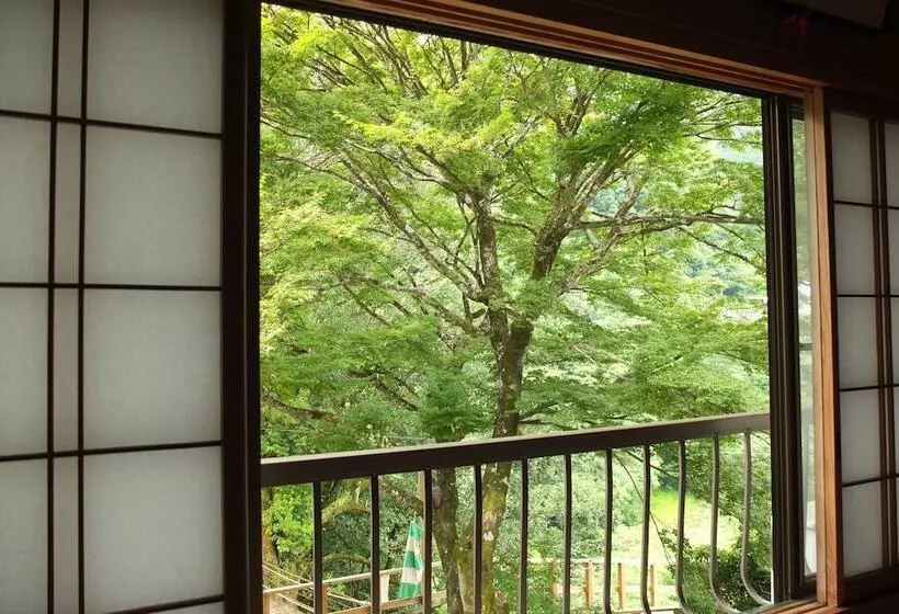 ペンション Yoki Guest House