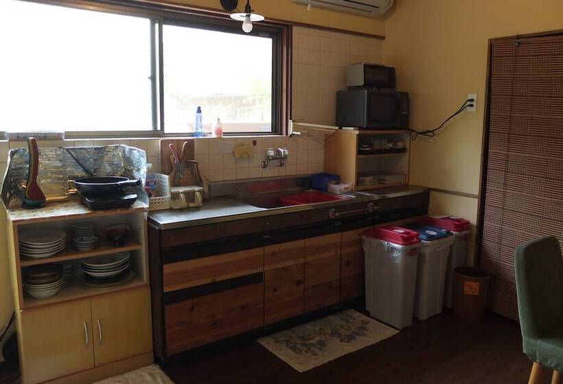 Пансион Yoki Guest House