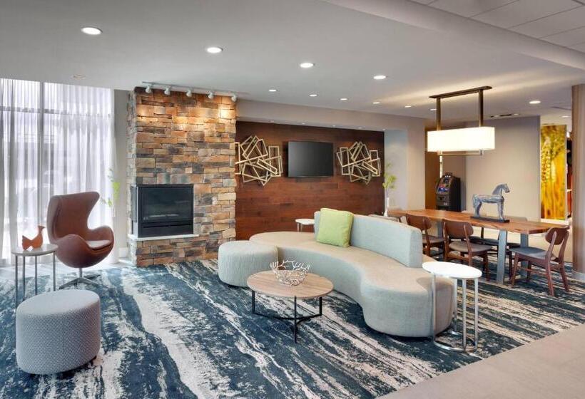 בית מלון כפרי Fairfield Inn & Suites By Marriott Springfield North