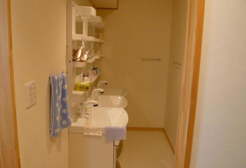 ペンション Forestsoul Nishikaruizawa