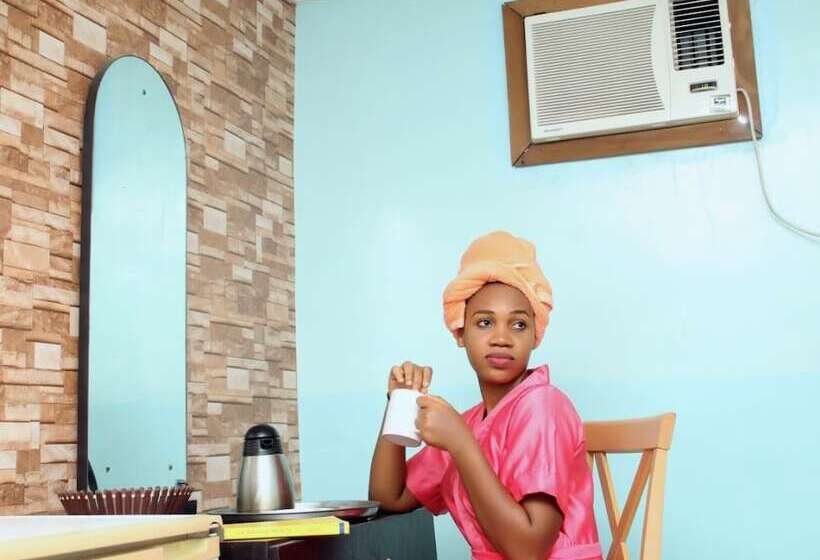 پانسیون House 3 Guest House