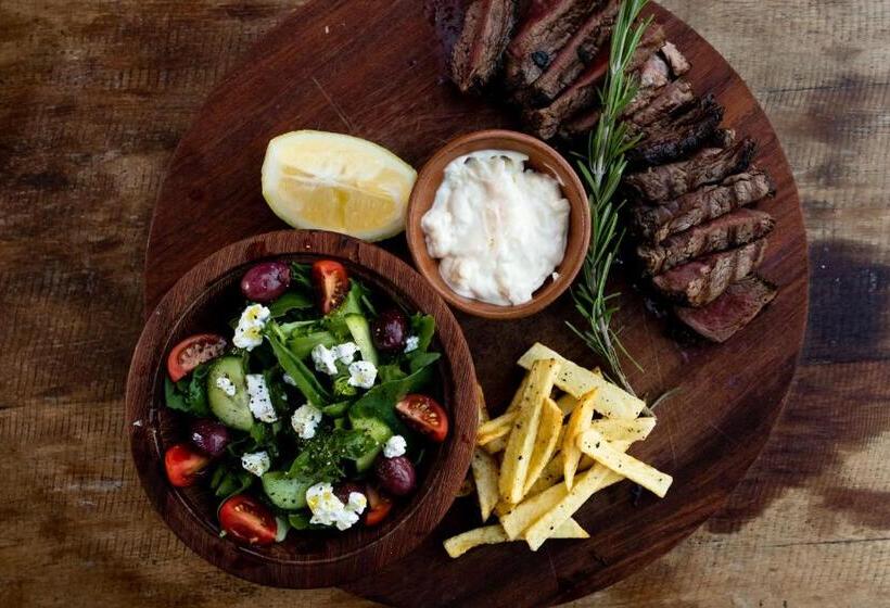 Пансион Pablo House