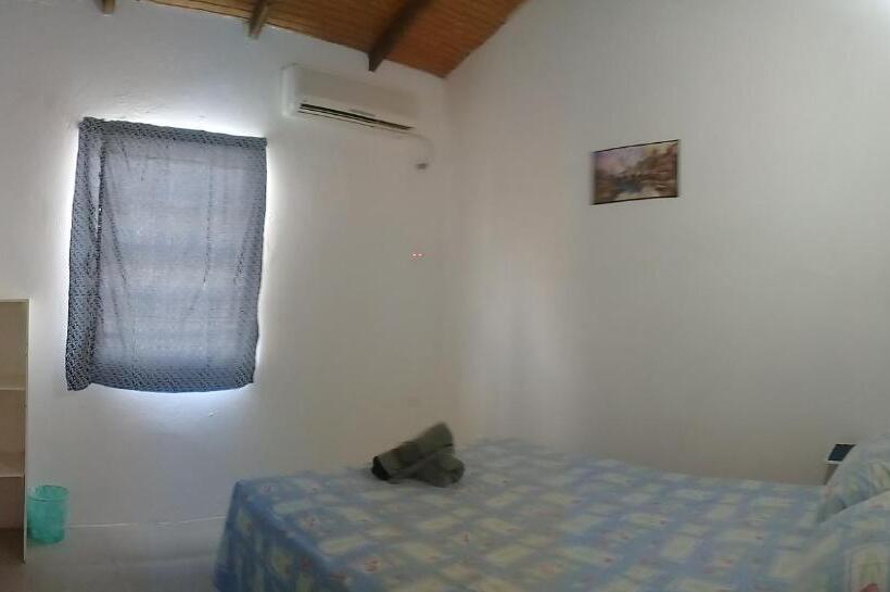 پانسیون Sleep Inn