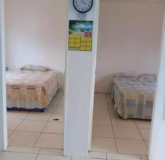 پانسیون Sleep Inn