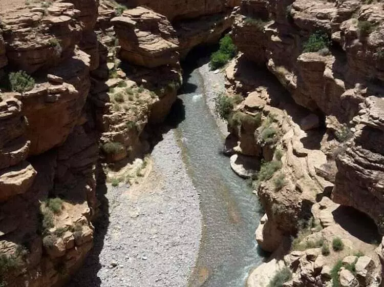 Majatalo Kasbah Izoran