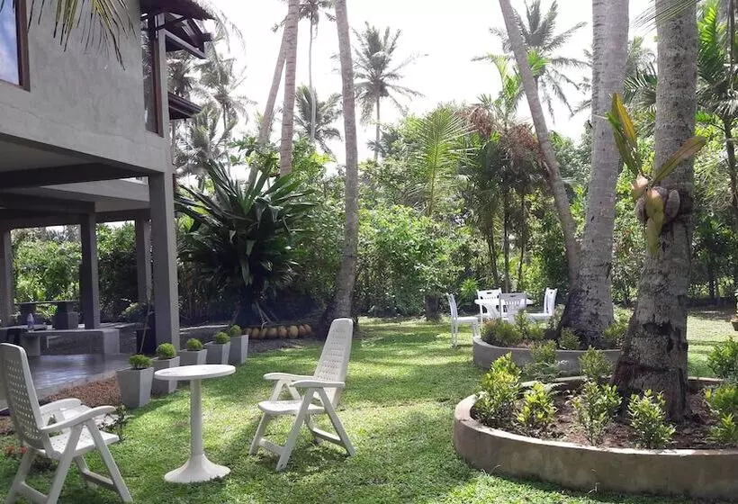 Majatalo Leatherback Beach Villa