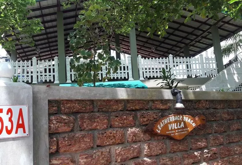 Majatalo Leatherback Beach Villa