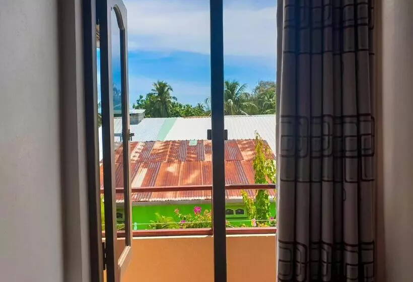 پانسیون Nemo Inn