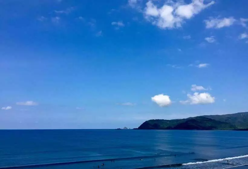 Retkeilymaja Baler Fiore Del Mare