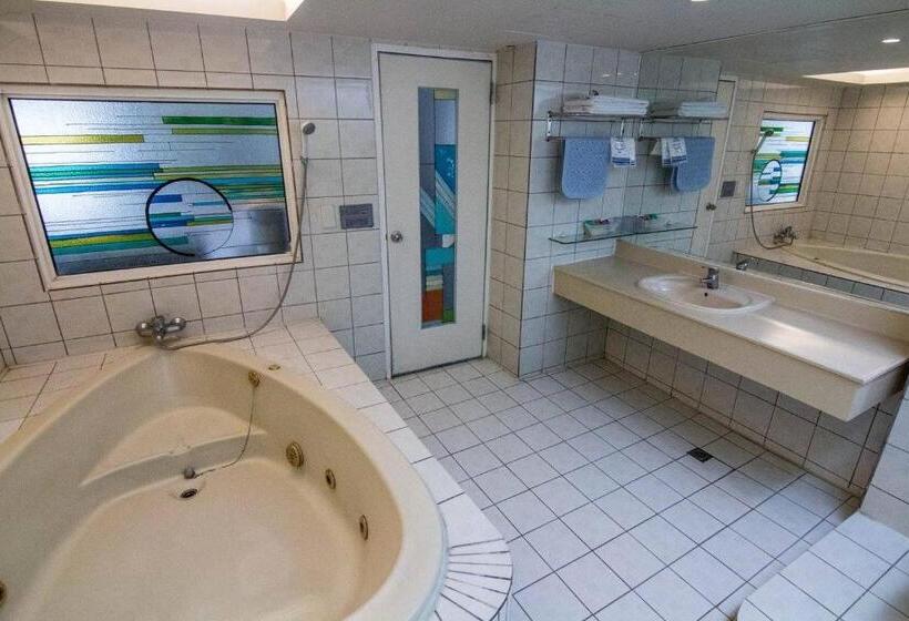 هاستل Katherine Plaza