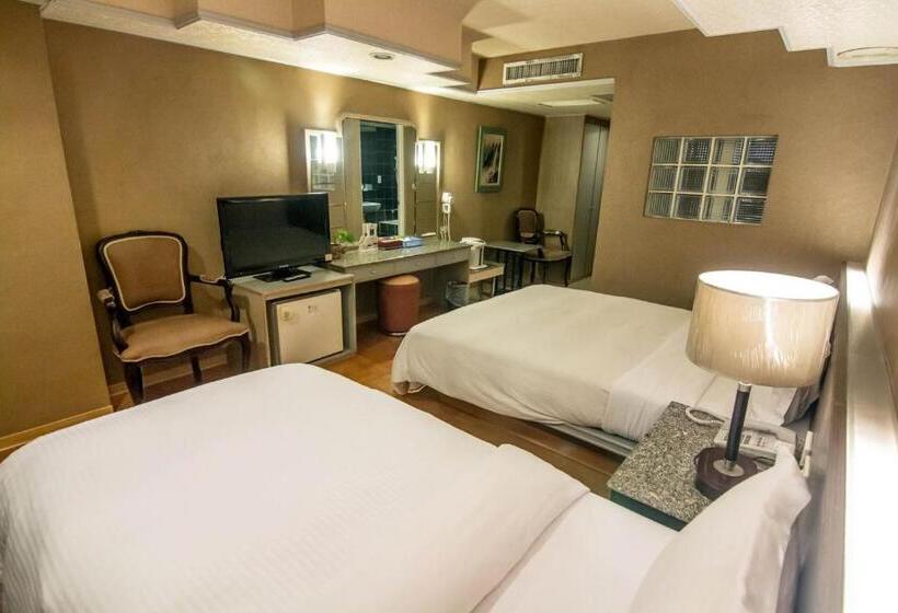 هاستل Katherine Plaza