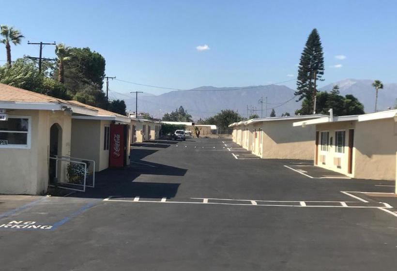 فندق على الطريق Galleria Inn Montclair/ontario