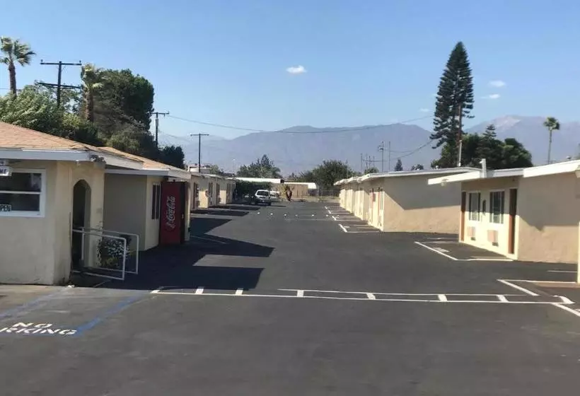 Motelli Galleria Inn Montclair/ontario