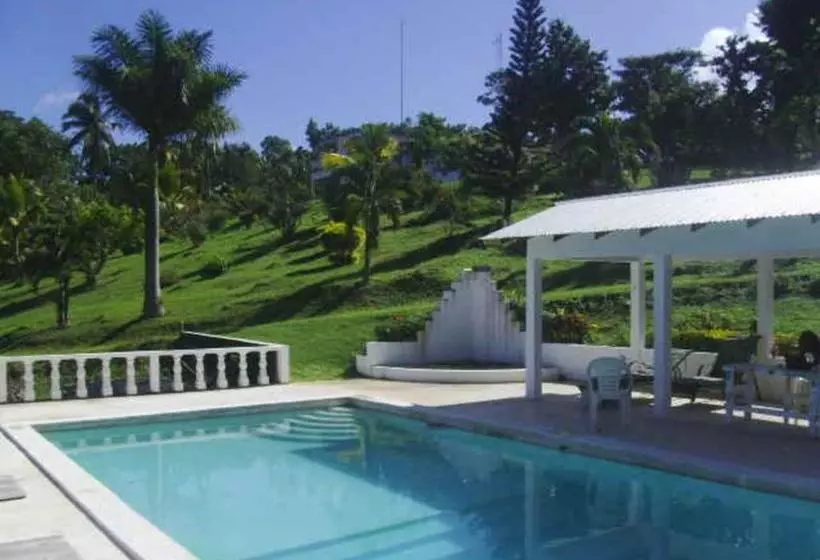 پانسیون Shotover Gardens Estate