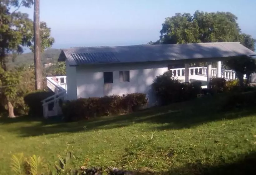 پانسیون Shotover Gardens Estate