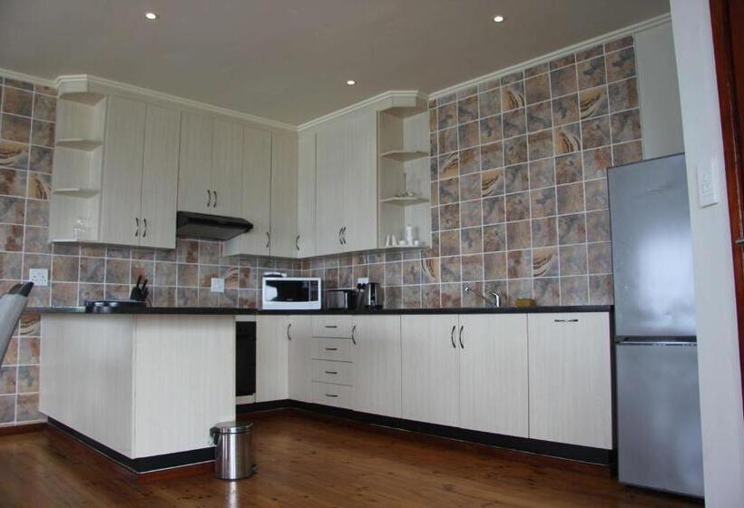 منتجع Golden Beach Village