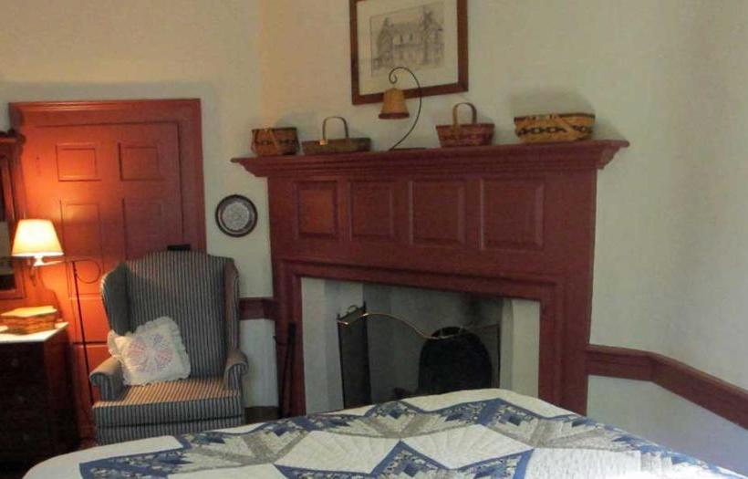 Bed and Breakfast 1786 The Limestone Inn