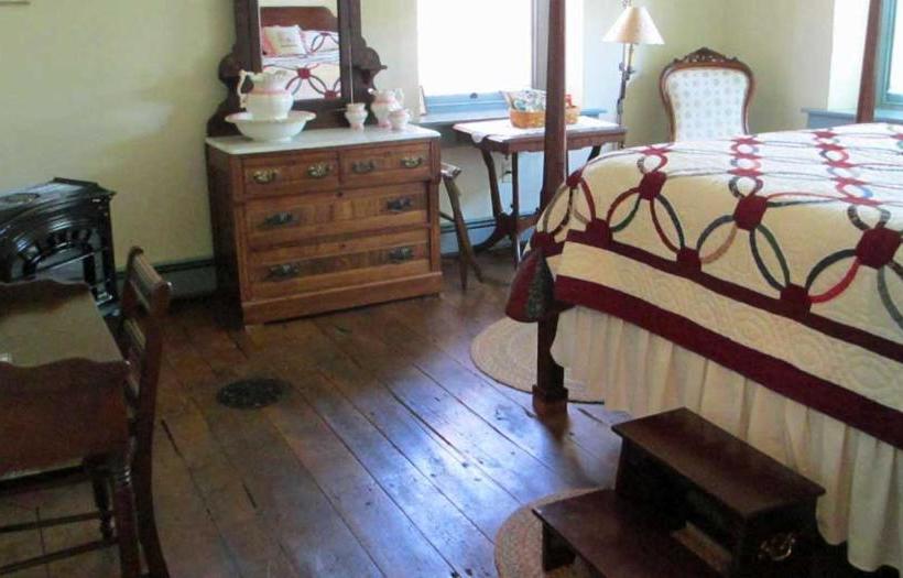 Bed and Breakfast 1786 The Limestone Inn