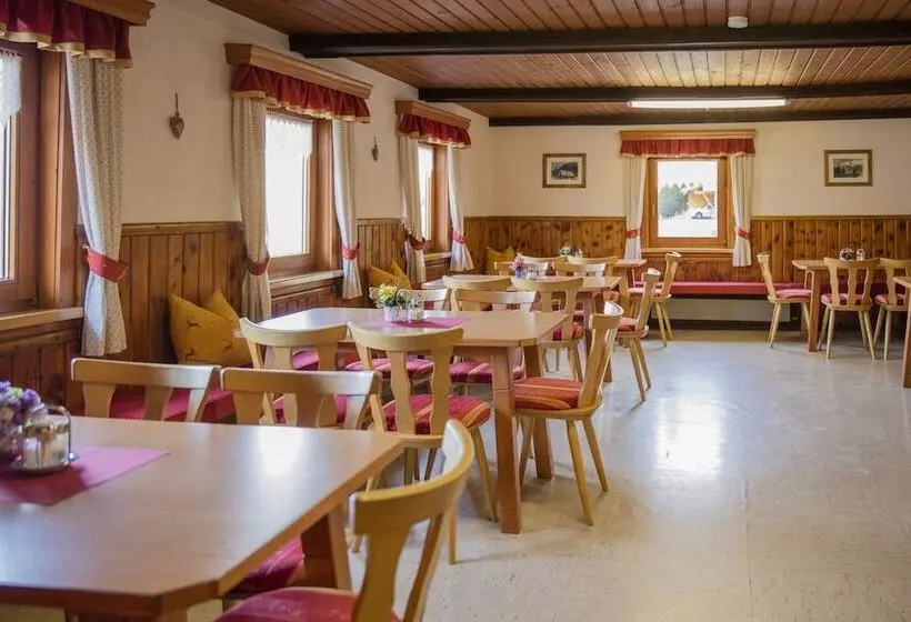 Ertlschweigerhaus Pension   Appartements   Zimmer