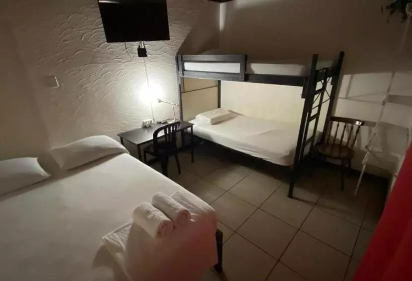 Hostel Pura Vida En Liberia