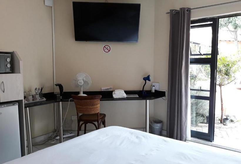 펜션 8 Ibis Lane Guest House