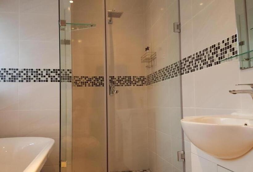 펜션 8 Ibis Lane Guest House