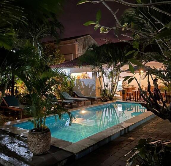 Пансион Canggu Nadi Guest House