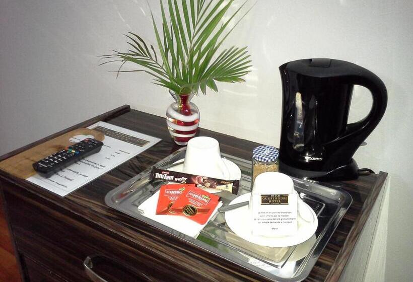 پانسیون Hello Guest House