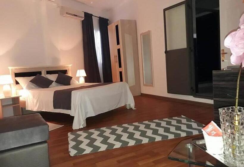 پانسیون Hello Guest House