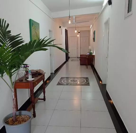 پانسیون Hello Guest House