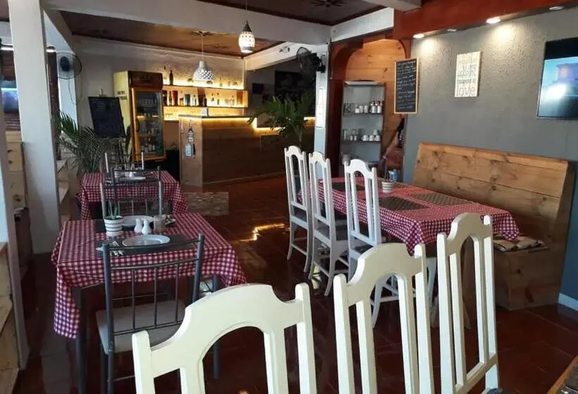 پانسیون Hello Guest House