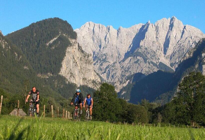 فندق صغير Landgasthof Buchner