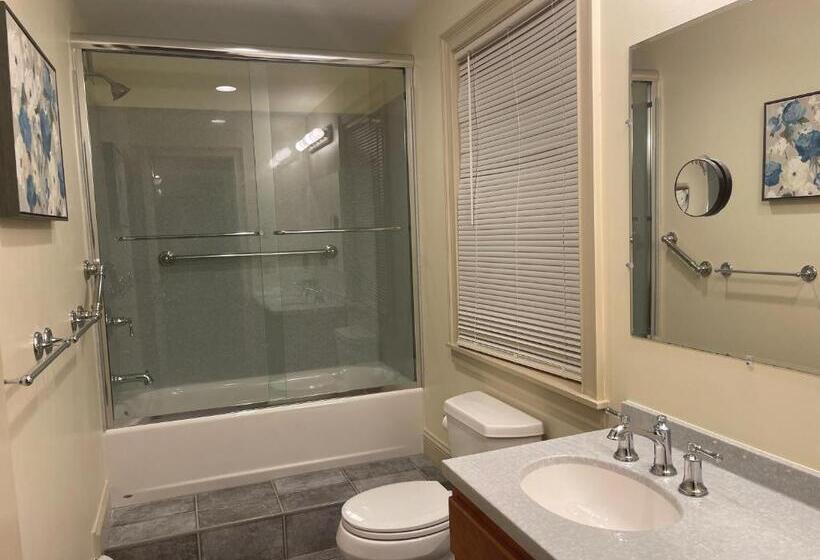 Bed and Breakfast High Hill Inn